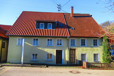 Wohn- und Geschäftshaus in Untergröningen